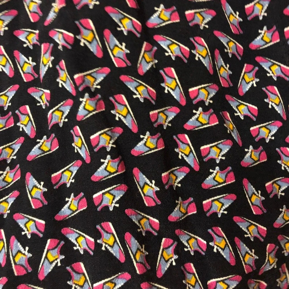 NWOT ZARA SNEAKER PRINT BACK TIE TOP - Picture 4 of 7